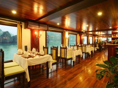 du-thuyen-indochina-sails-restaurant1